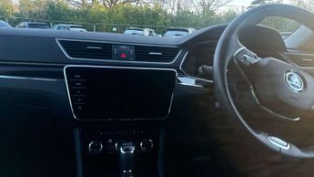 Skoda Superb 2.0 TDI CR 200 Laurin + Klement 5dr DSG