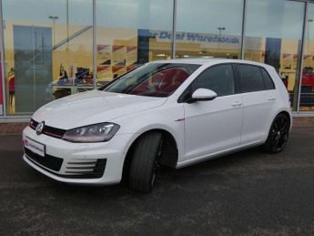 Volkswagen Golf GTI 2.0 TSI GTI 5dr DSG [Performance Pack/Nav]