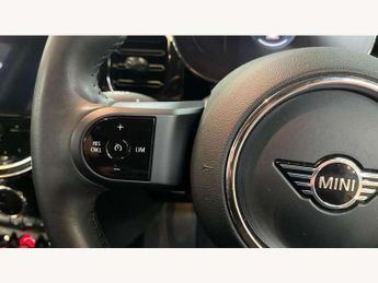 MINI Hatchback 1.5 Cooper Classic 3dr Auto