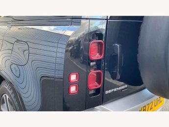 Land Rover Defender 2.0 P400e XS Edition 110 5dr Auto