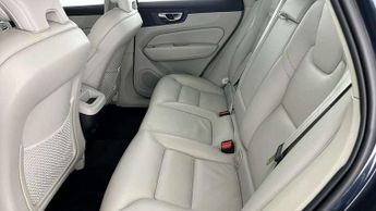 Volvo XC60 2.0 B4D Momentum 5dr AWD Geartronic