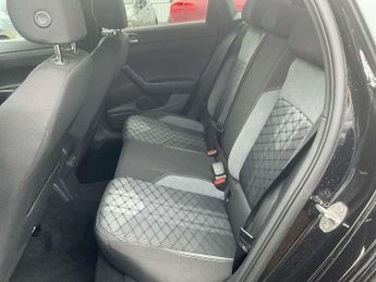 Volkswagen Polo 1.0 TSI 110 R-Line 5dr DSG