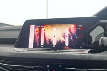 Volkswagen Golf 1.5 eTSI 150 R-Line 5dr DSG