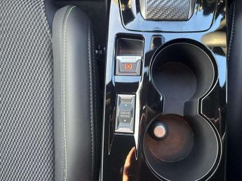 Peugeot 2008 1.2 Hybrid 136 GT 5dr e-DSC6