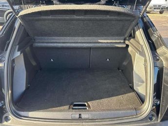 Peugeot 2008 1.2 Hybrid 136 GT 5dr e-DSC6