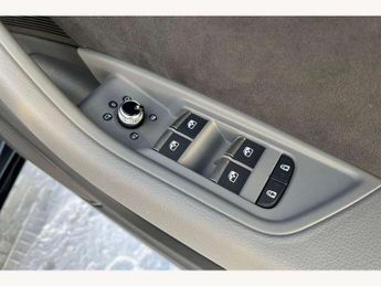 Audi A4 Avant 40 TDI 204 Quattro Black Edition 5dr S Tronic