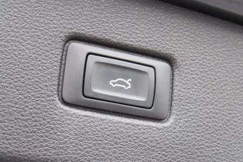 Audi Q7 50 TDI Quattro S Line 5dr Tiptronic