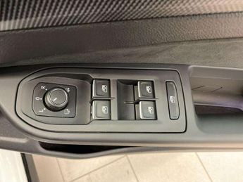 Volkswagen Golf 1.5 eTSI 150 R-Line 5dr DSG