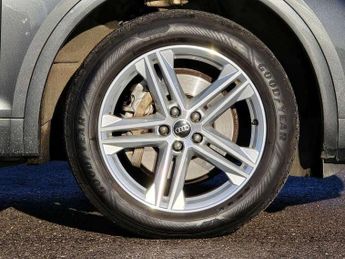 Audi Q5 40 TDI Quattro S Line 5dr S Tronic