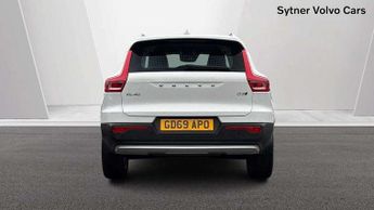 Volvo XC40 2.0 D3 Momentum Pro 5dr AWD Geartronic