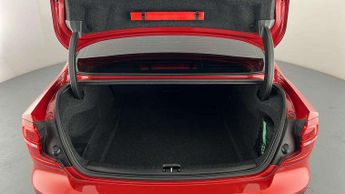 Volvo S60 2.0 T5 R DESIGN Plus 4dr Auto