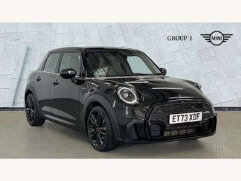 MINI Hatch 1.5 Cooper Sport 5dr Auto [Comfort/Nav Pack]