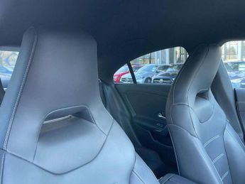 Mercedes-Benz CLA CLA 35 Premium 4Matic 4dr Tip Auto