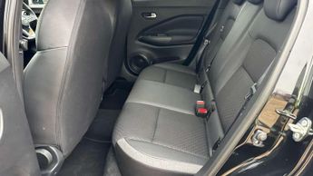 Nissan Juke 1.0 DiG-T N-Connecta 5dr DCT