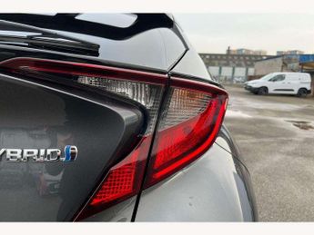 Toyota C-HR 1.8 Hybrid Design 5dr CVT
