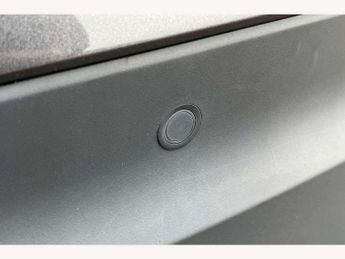 Toyota C-HR 1.8 Hybrid Design 5dr CVT