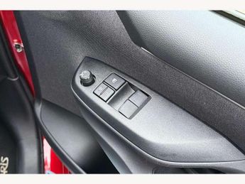 Toyota Yaris 1.5 Hybrid Icon 5dr CVT