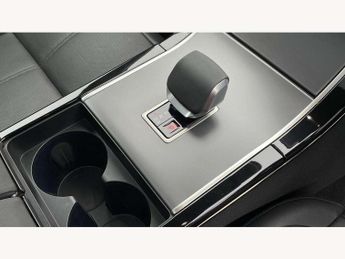 Land Rover Range Rover Velar 2.0 D200 MHEV Dynamic SE 5dr Auto