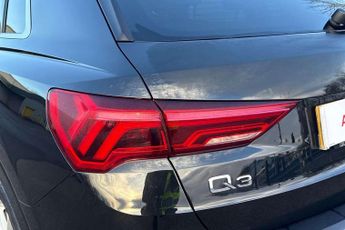 Audi Q3 35 TFSI S Line 5dr S Tronic [Leather]