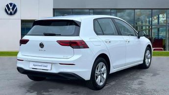 Volkswagen Golf 1.0 eTSI Life 5dr DSG