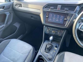 Volkswagen Tiguan 2.0 BiTDi 240 4Motion R-Line 5dr DSG