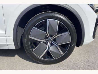 Volkswagen Touareg 3.0 TSI eHybrid 4Motion Elegance 5dr Tip Auto