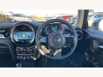 MINI Hatchback 1.5 Cooper Classic 3dr Auto