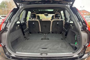 Volvo XC90 2.0 B5P Plus Dark 5dr AWD Geartronic