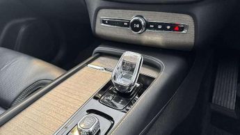 Volvo XC90 2.0 T8 Recharge PHEV Inscription Pro 5dr AWD Auto