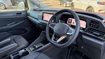 Volkswagen Caddy 1.5 eHybrid 150 Commerce Pro Van DSG [Tech]