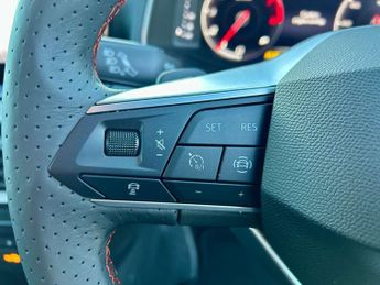 SEAT Arona 1.0 TSI 115 FR Black Edition 5dr DSG