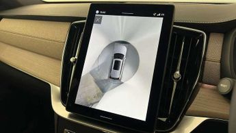 Volvo XC90 2.0 B5P Plus Dark 5dr AWD Geartronic