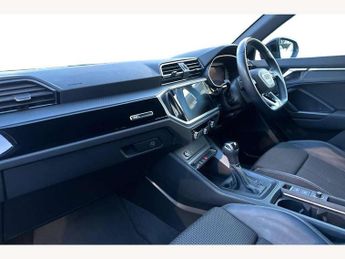 Audi Q3 35 TFSI Black Edition 5dr S Tronic