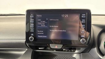Toyota Yaris 1.5 Hybrid Design 5dr CVT