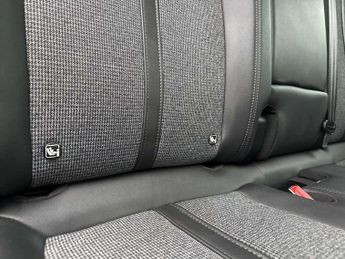 Peugeot 3008 1.6 Hybrid 225 Allure 5dr e-EAT8