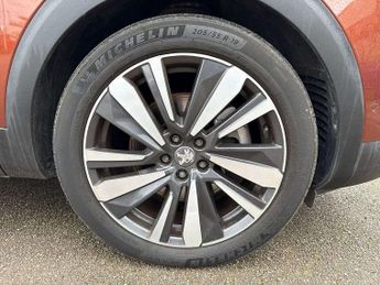 Peugeot 3008 1.6 Hybrid 225 Allure 5dr e-EAT8