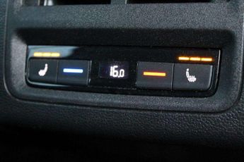 Volkswagen Golf 1.5 eTSI 150 Style 5dr DSG