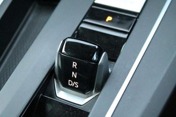 Volkswagen Golf 1.5 eTSI 150 Style 5dr DSG