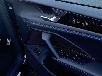 Volkswagen Tiguan 1.5 TSI eHybrid R-Line 5dr DSG