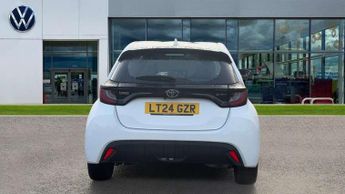 Toyota Yaris 1.5 Hybrid Icon 5dr CVT