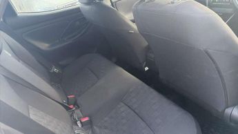 Toyota Yaris 1.5 Hybrid Icon 5dr CVT