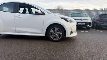 Toyota Yaris 1.5 Hybrid Icon 5dr CVT