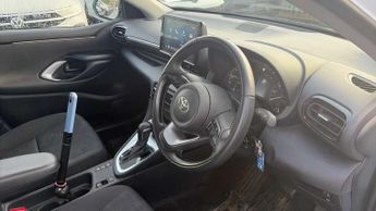 Toyota Yaris 1.5 Hybrid Icon 5dr CVT