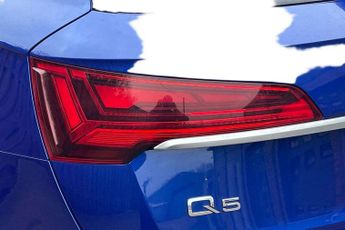 Audi Q5 50 TFSI e Quattro S Line 5dr S Tronic