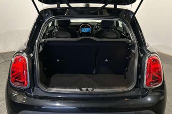 MINI Hatchback 1.5 Cooper Classic 3dr Auto