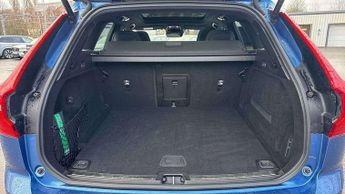 Volvo XC60 2.0 T5 [250] R DESIGN Pro 5dr AWD Geartronic