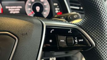 Audi A6 Avant 40 TFSI Black Edition 5dr S Tronic