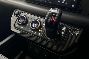 Land Rover Defender 2.0 D240 SE 110 5dr Auto