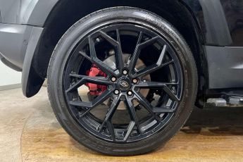 Land Rover Defender 2.0 D240 SE 110 5dr Auto