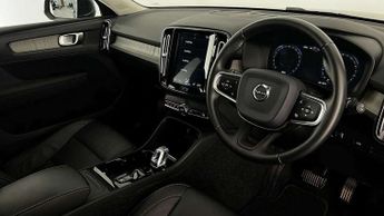 Volvo XC40 2.0 T4 Inscription 5dr AWD Geartronic